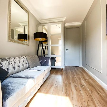 Bp Gray Premium Apartment Torun Exterior photo