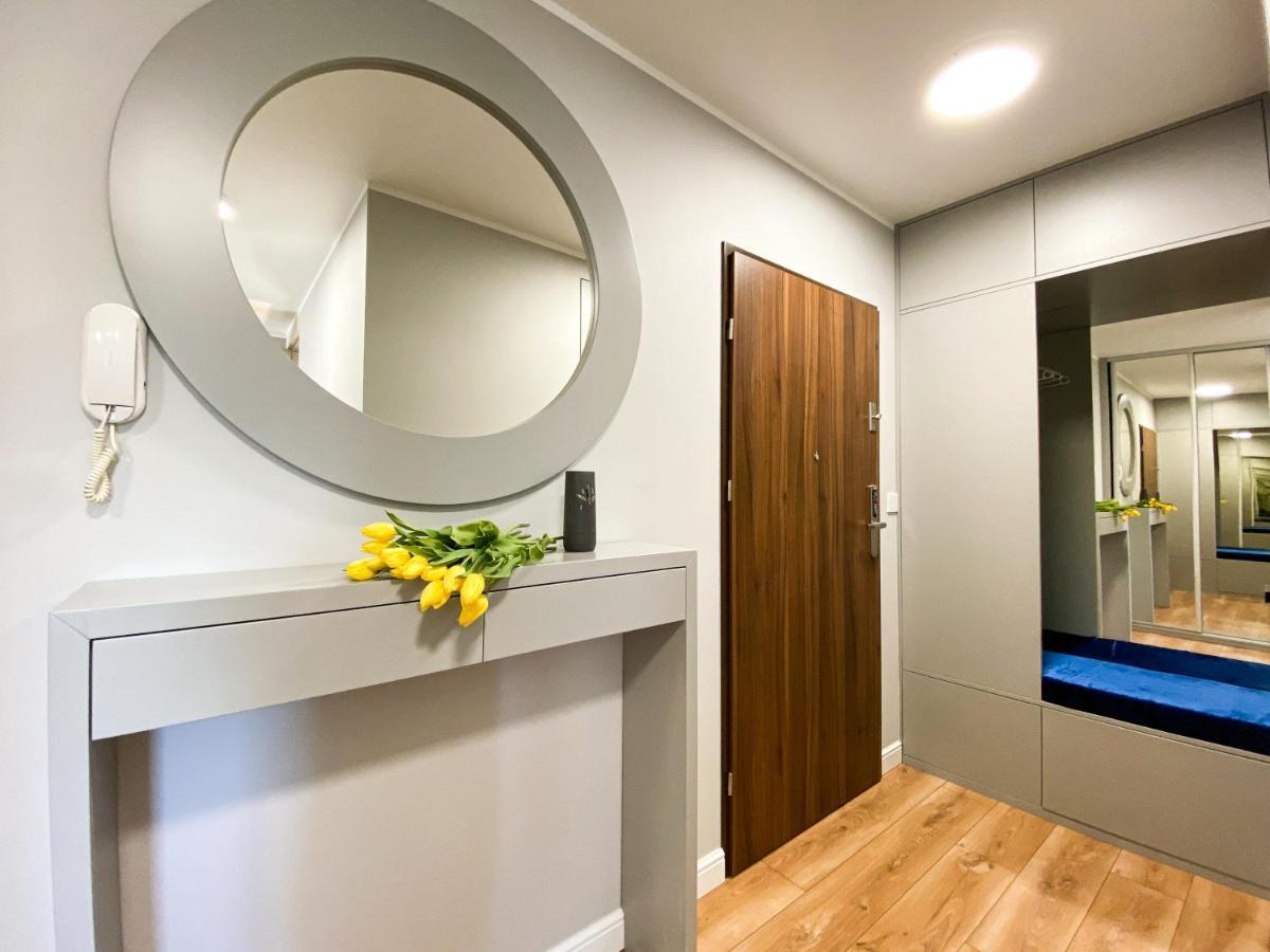 Bp Gray Premium Apartment Torun Exterior photo